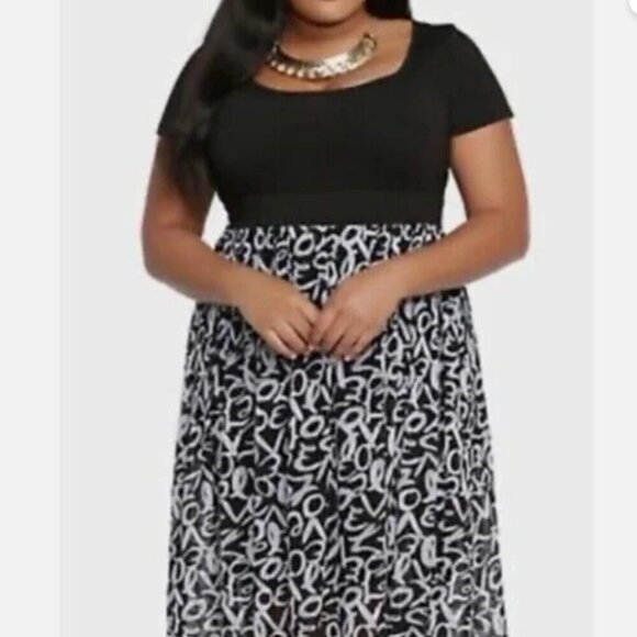 Torrid Love Script Scoop Neck Cap Sleeve Monochrome Skater Summer PlusDress (4) - Picture 1 of 7